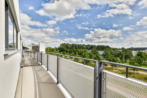 Medium property photo - Duke Ellingtonstraat 53, 1066 GE Amsterdam